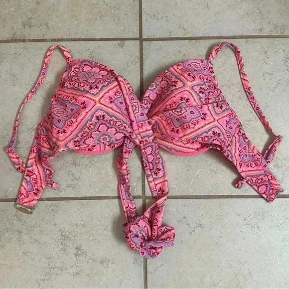 32DDD SHADE & SHORE PINK AZTEC BIKINI TOP (Top Only!) - Picture 7 of 13
